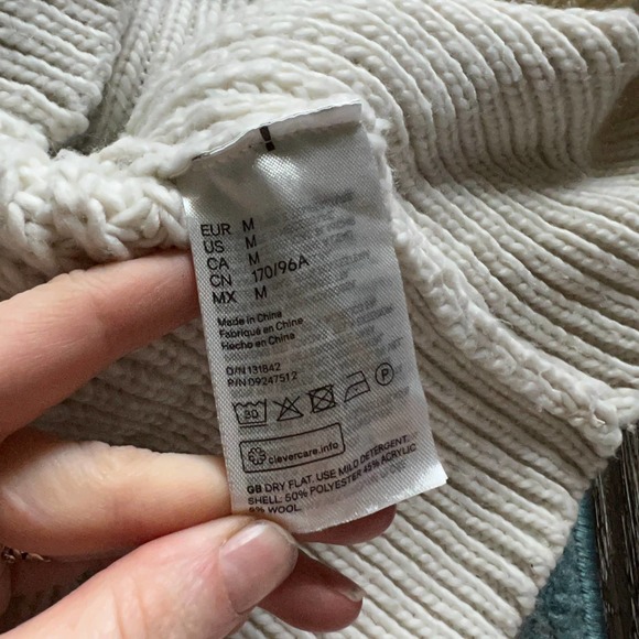 H&M Cream White Collared Rib Knit Pullover Sweater - Picture 7 of 7